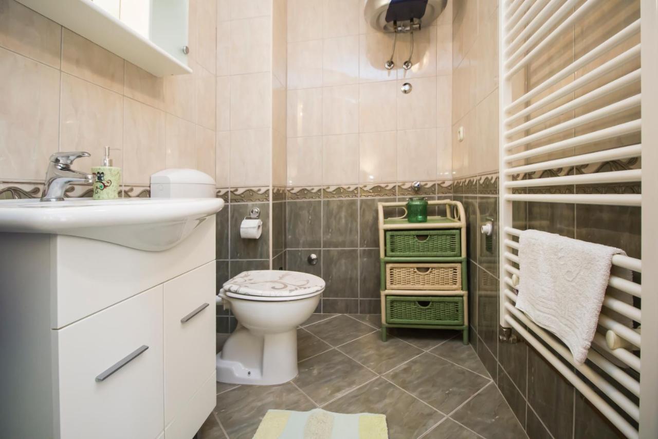 House Kvin Appartement Baška Voda Buitenkant foto