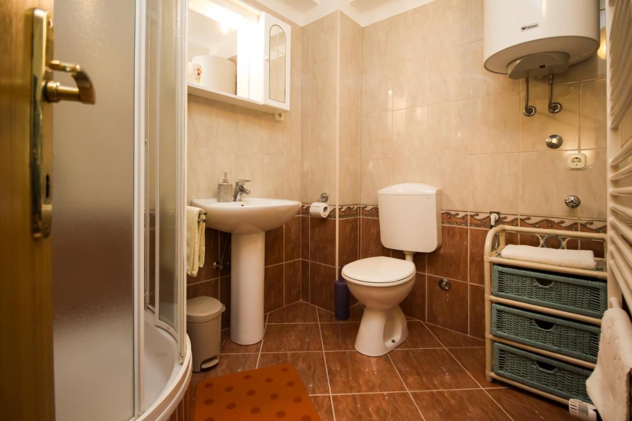 House Kvin Appartement Baška Voda Buitenkant foto