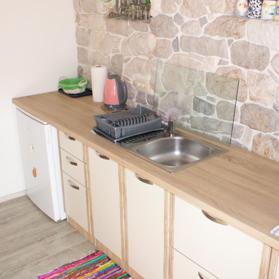 House Kvin Appartement Baška Voda Buitenkant foto